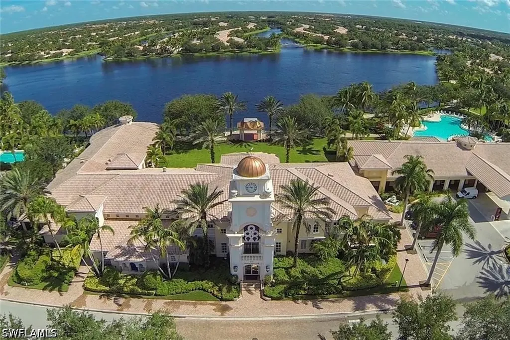 3900 Valentia Way Naples FL 34119