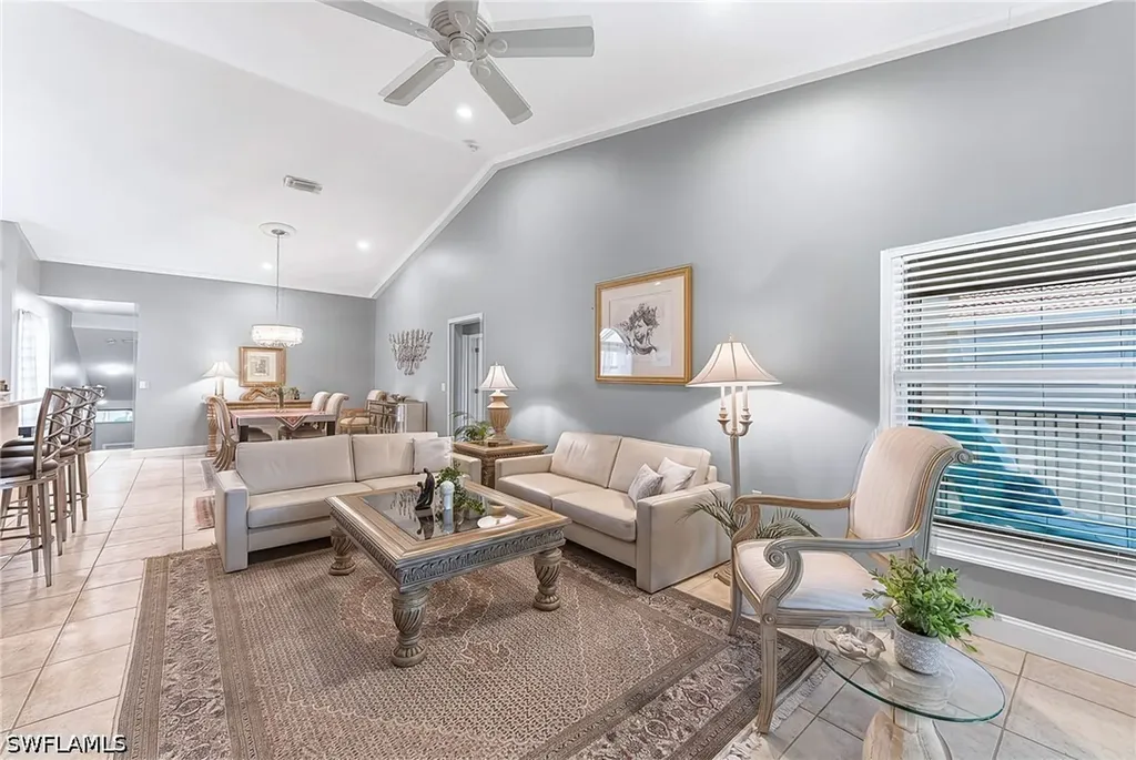 6835 Huntington Lakes Circle Naples FL 34119