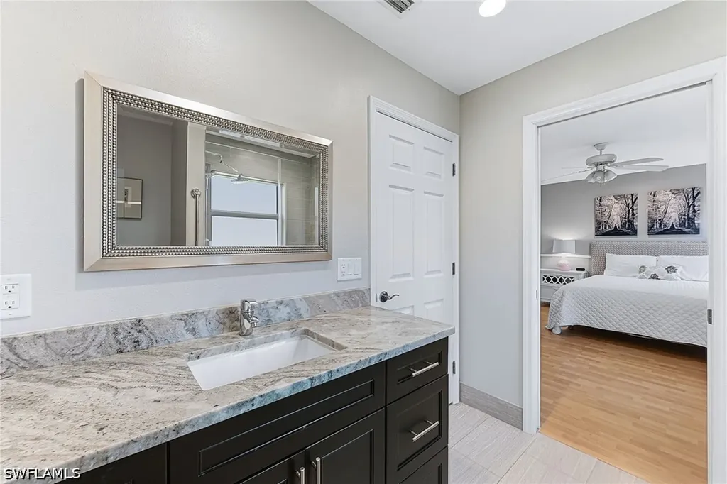 6835 Huntington Lakes Circle Naples FL 34119