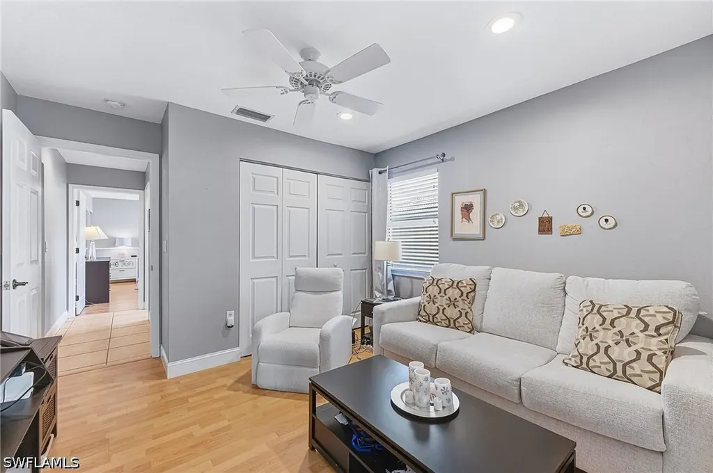 6835 Huntington Lakes Circle Naples FL 34119