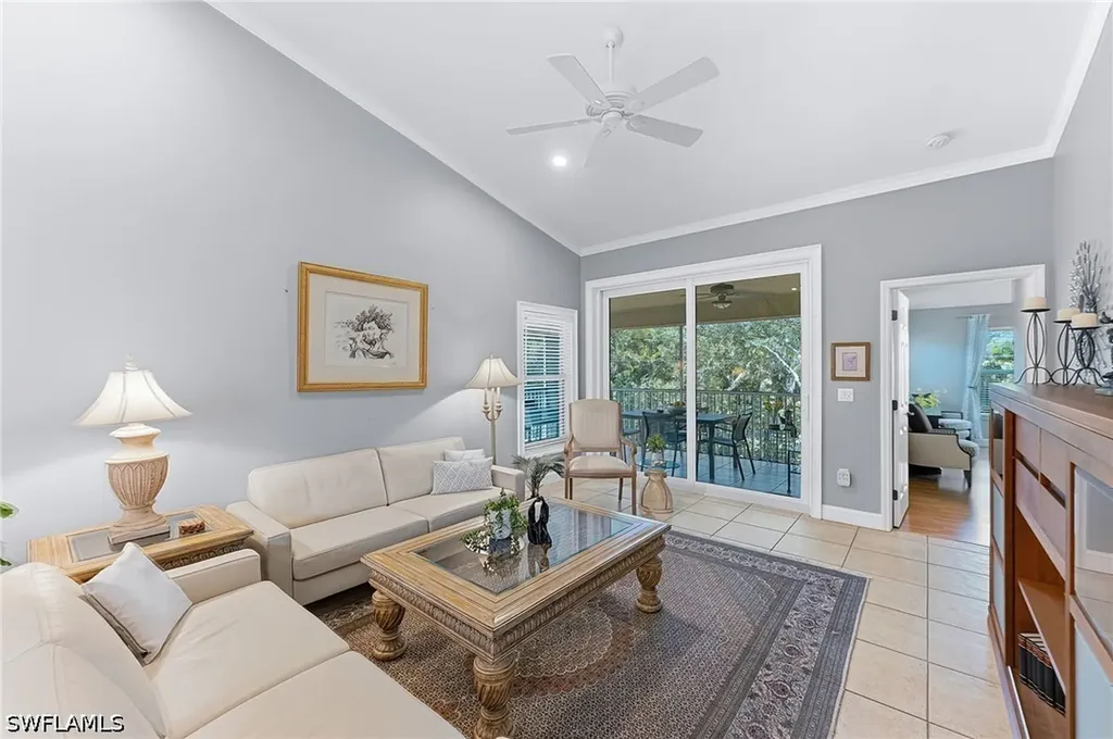 6835 Huntington Lakes Circle Naples FL 34119