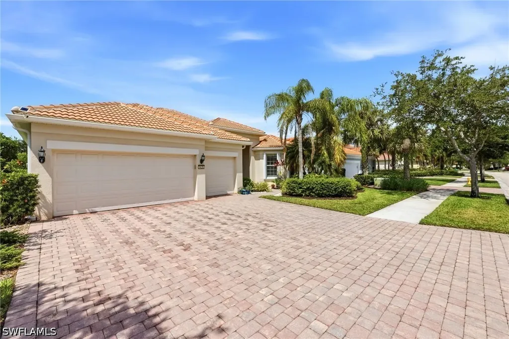 8628 Palermo Court Naples FL 34114