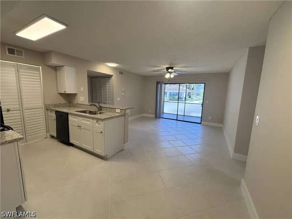 2094 Arbour Walk Circle Naples FL 34109