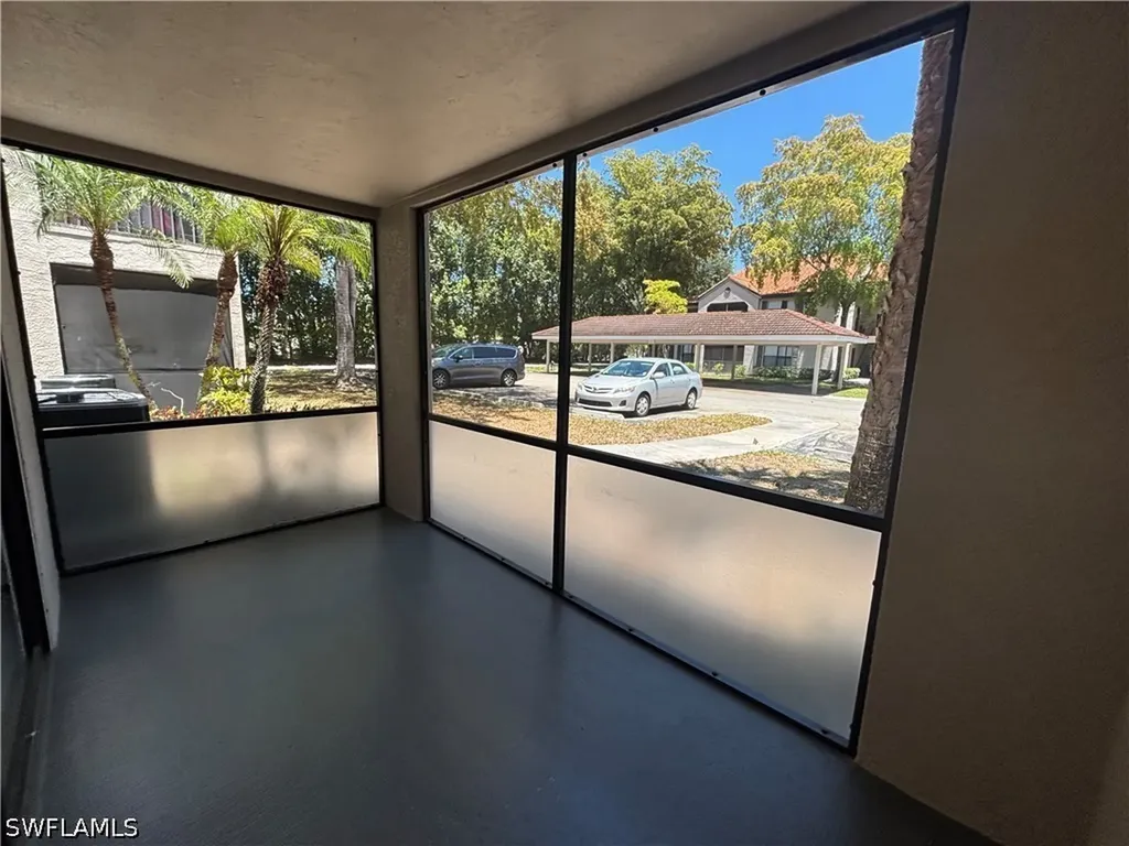 2094 Arbour Walk Circle Naples FL 34109