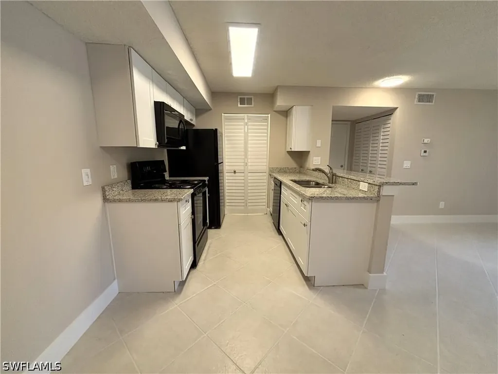 2094 Arbour Walk Circle Naples FL 34109
