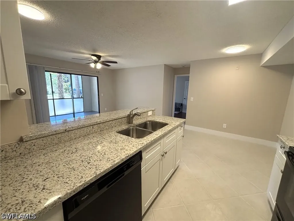 2094 Arbour Walk Circle Naples FL 34109