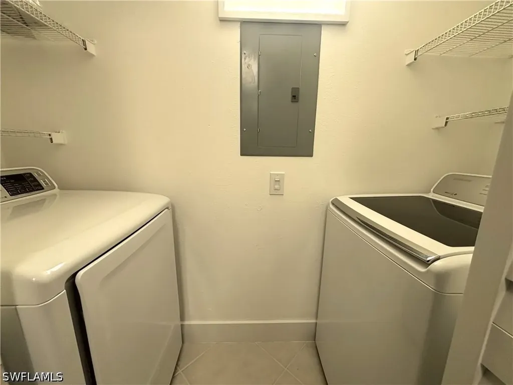 2094 Arbour Walk Circle Naples FL 34109
