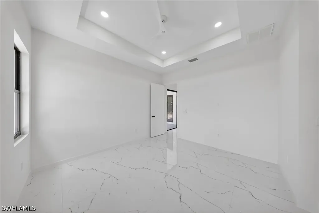 4226 NE 23rd Place Cape Coral FL 33909