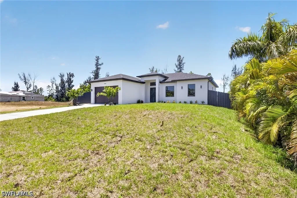 4226 NE 23rd Place Cape Coral FL 33909