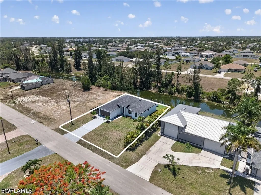 4226 NE 23rd Place Cape Coral FL 33909