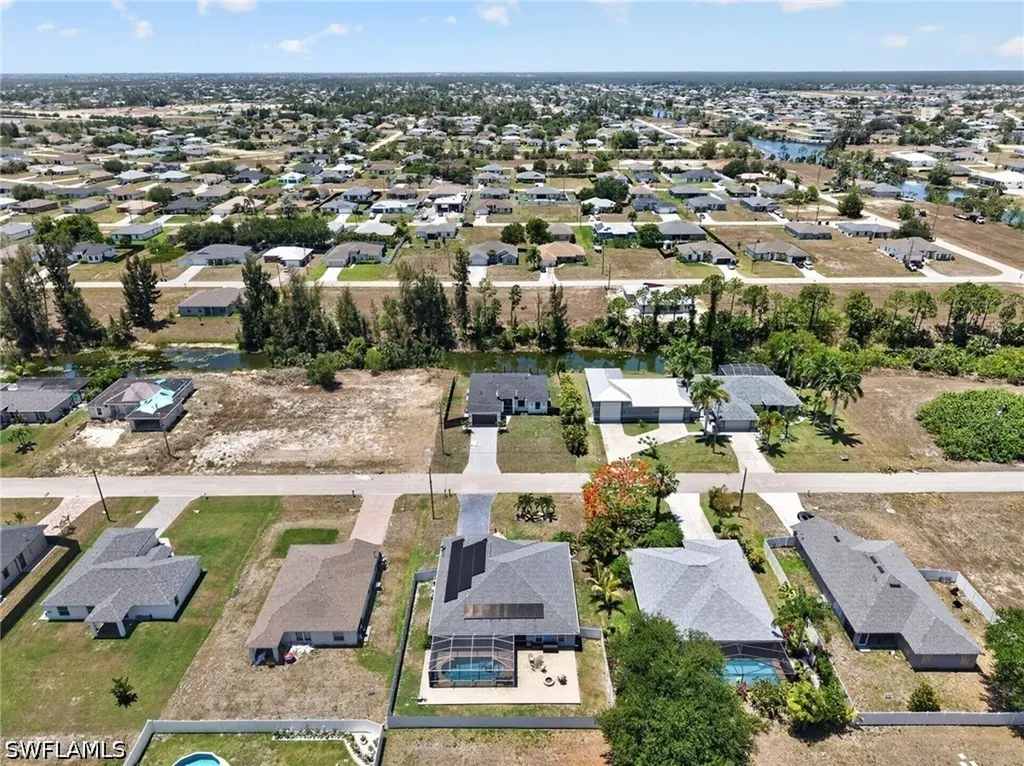 4226 NE 23rd Place Cape Coral FL 33909
