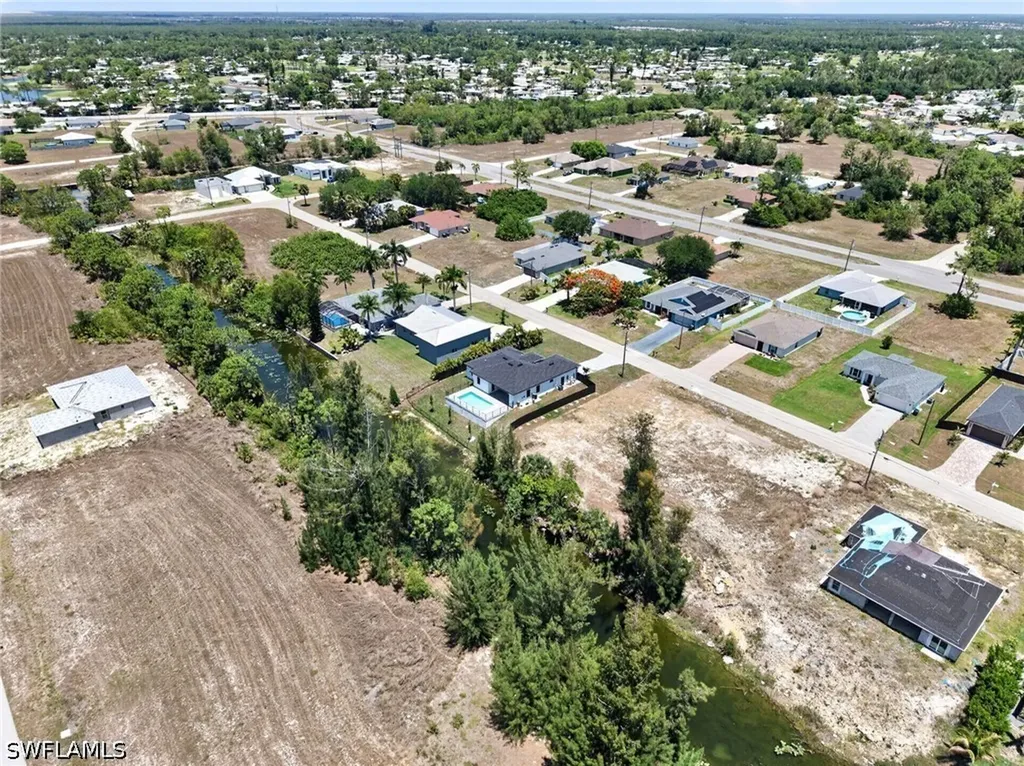 4226 NE 23rd Place Cape Coral FL 33909