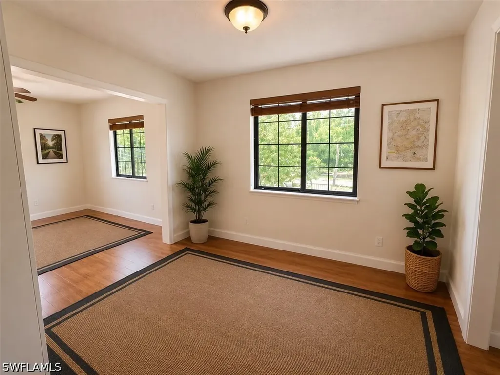 1825 Washburn Avenue Naples FL 34117