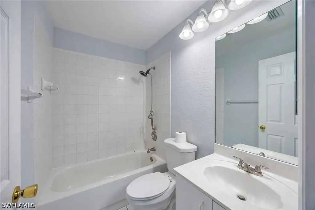 841 8th Street SE Naples FL 34117