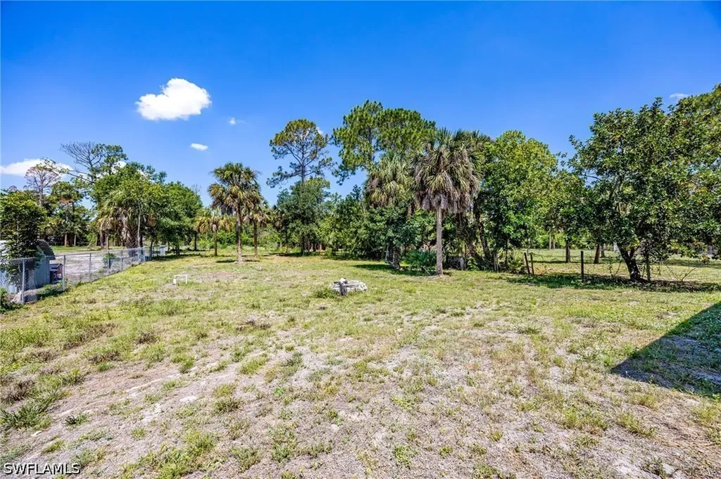 841 8th Street SE Naples FL 34117