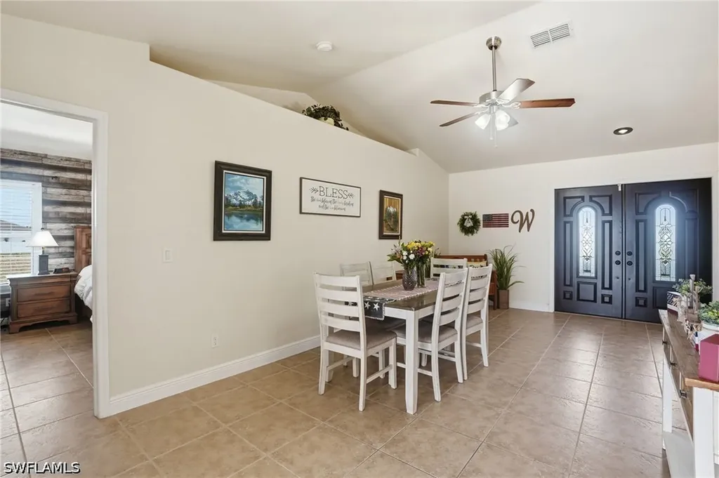 2823 NW Juanita Place Cape Coral FL 33993