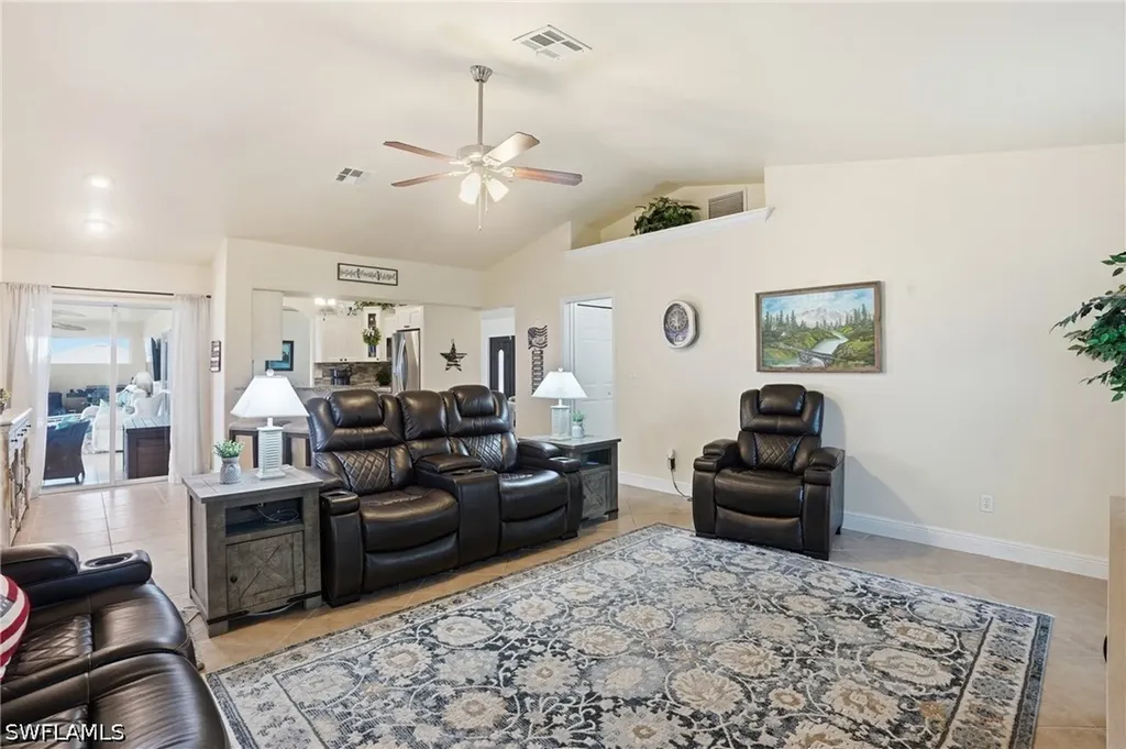 2823 NW Juanita Place Cape Coral FL 33993