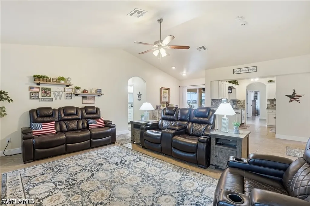 2823 NW Juanita Place Cape Coral FL 33993