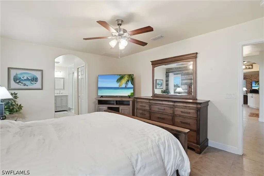 2823 NW Juanita Place Cape Coral FL 33993