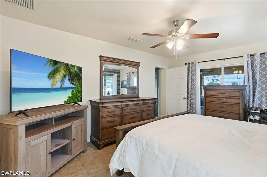 2823 NW Juanita Place Cape Coral FL 33993