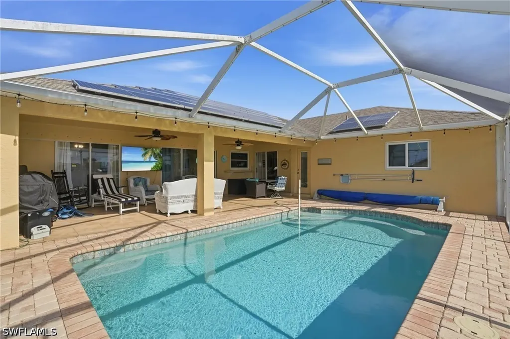 2823 NW Juanita Place Cape Coral FL 33993