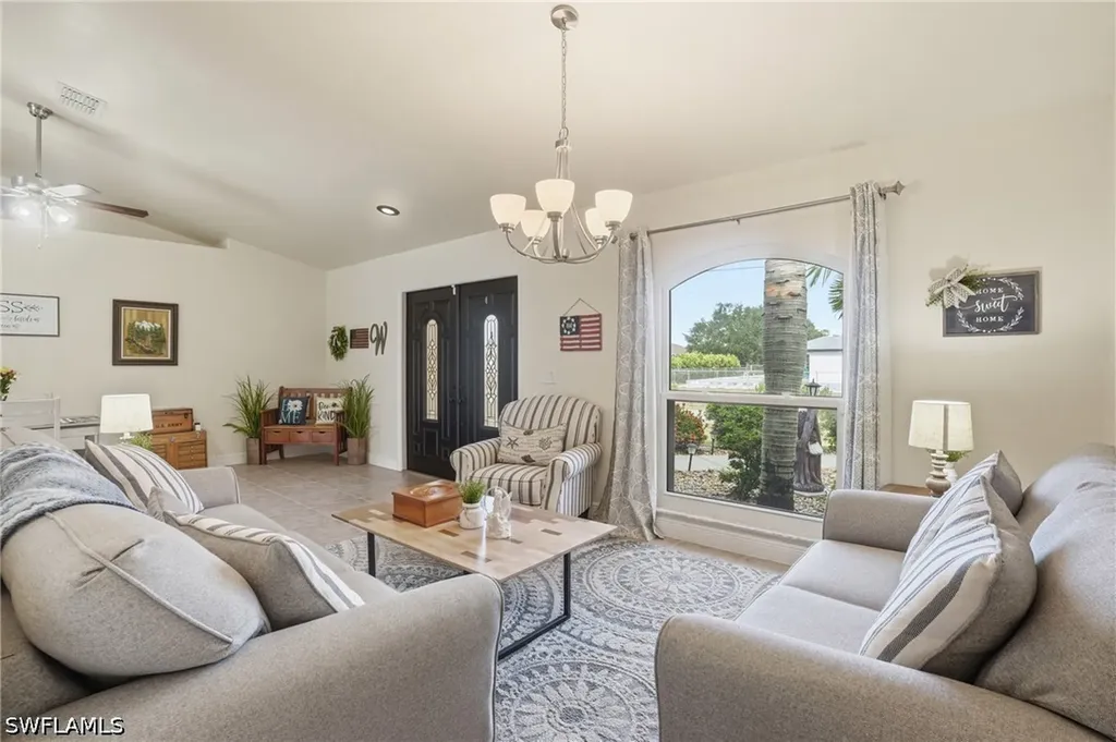 2823 NW Juanita Place Cape Coral FL 33993