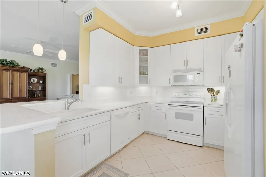 3904 Forest Glen Boulevard Naples FL 34114