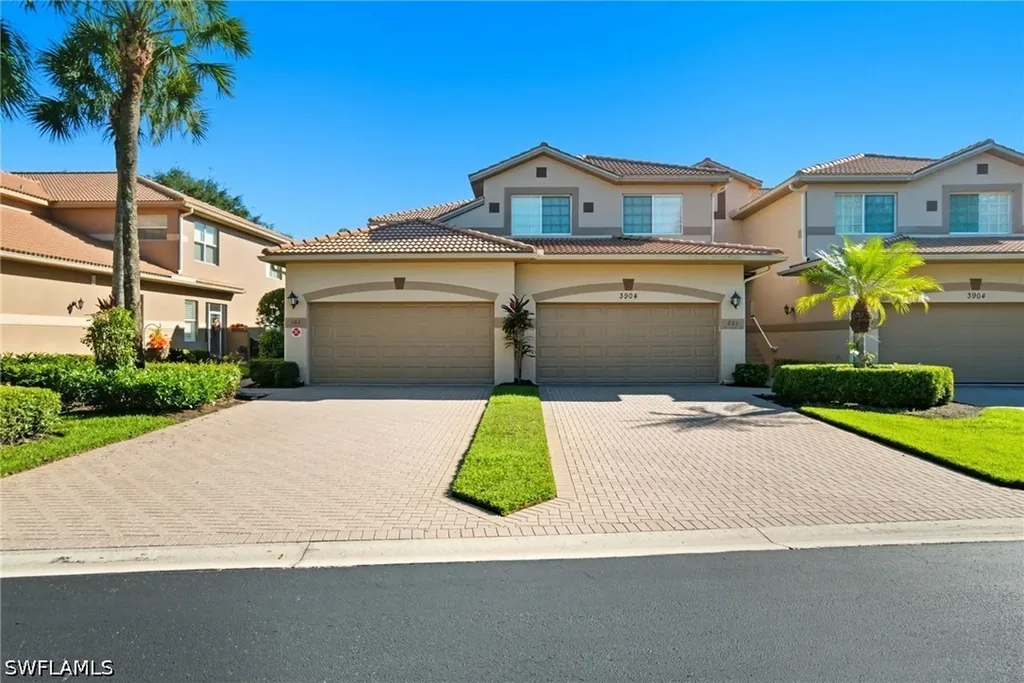 3904 Forest Glen Boulevard Naples FL 34114