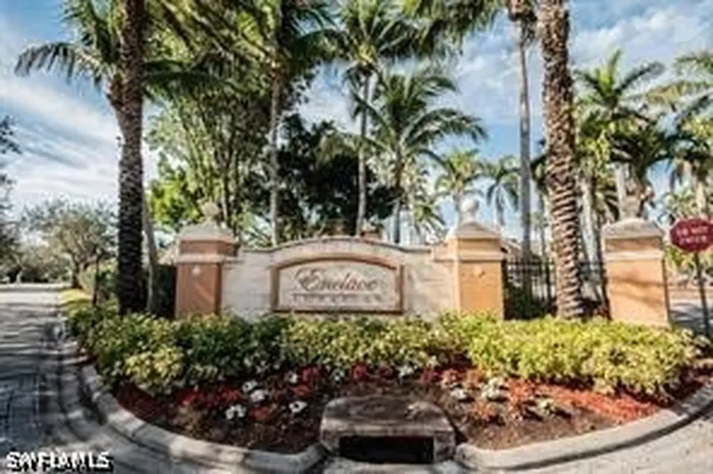 1265 Wildwood Lakes Boulevard Naples FL 34104