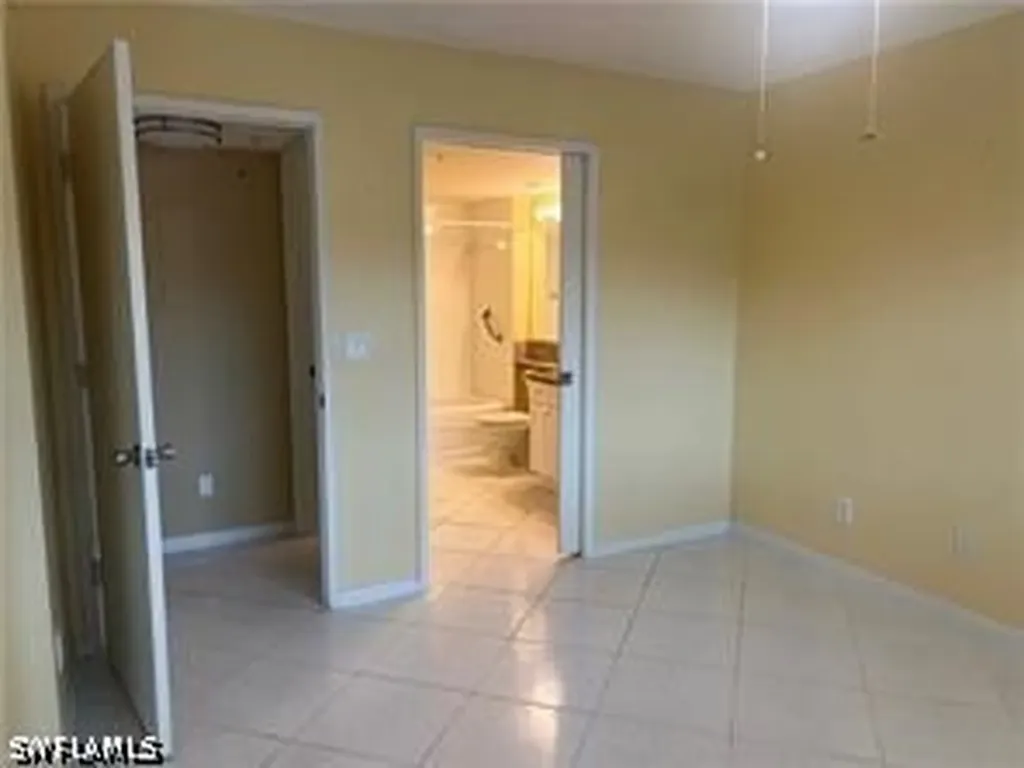 1265 Wildwood Lakes Boulevard Naples FL 34104