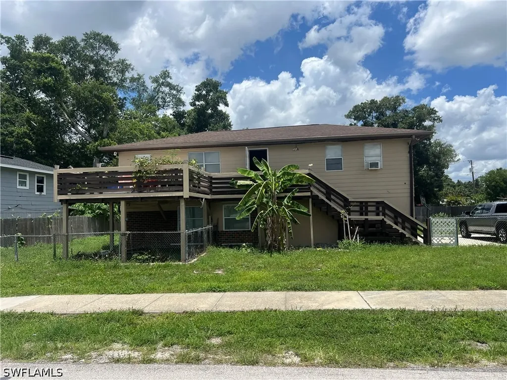 446 San Bernardino Street North Fort Myers FL 33903