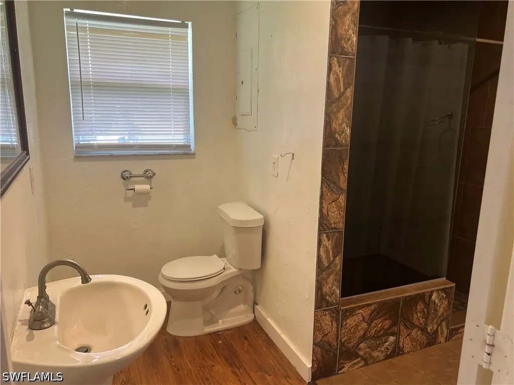 446 San Bernardino Street North Fort Myers FL 33903