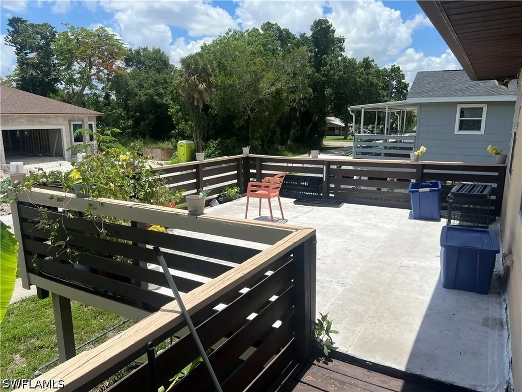 446 San Bernardino Street North Fort Myers FL 33903