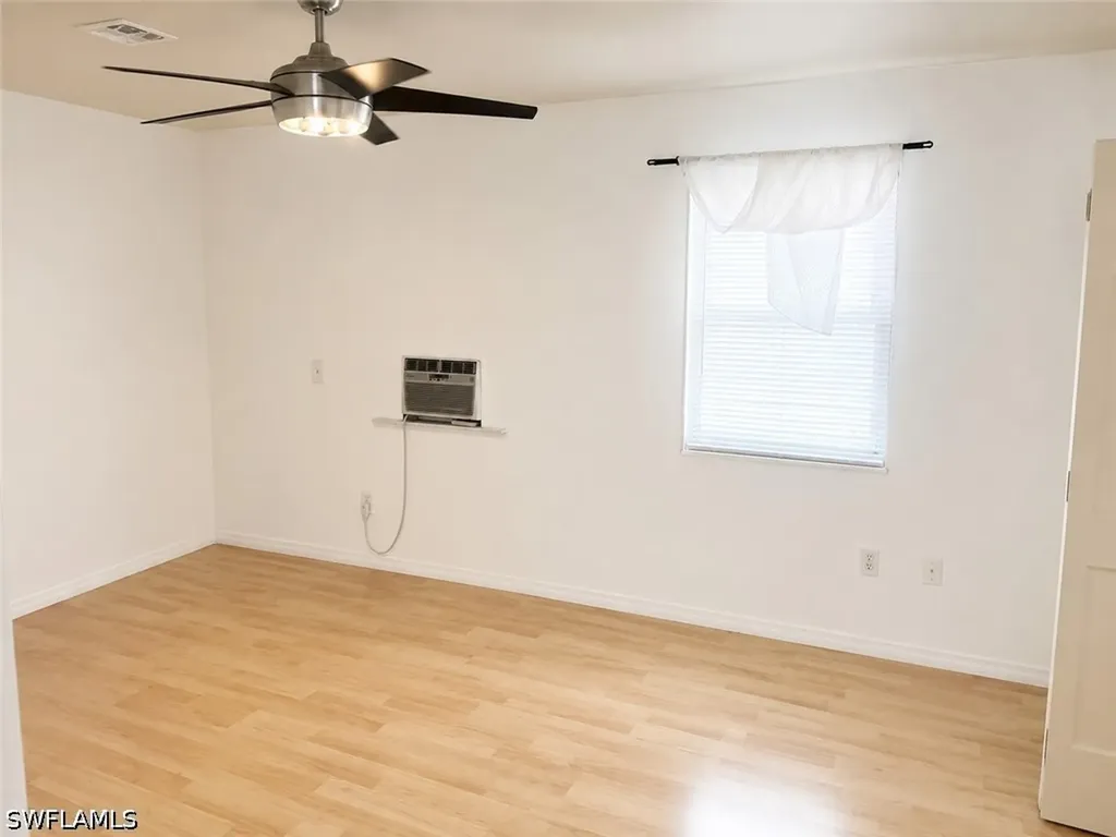 446 San Bernardino Street North Fort Myers FL 33903