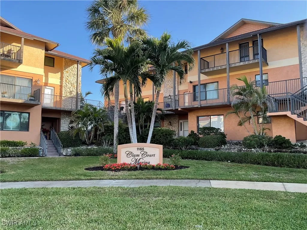1165 Clam Court Naples FL 34102