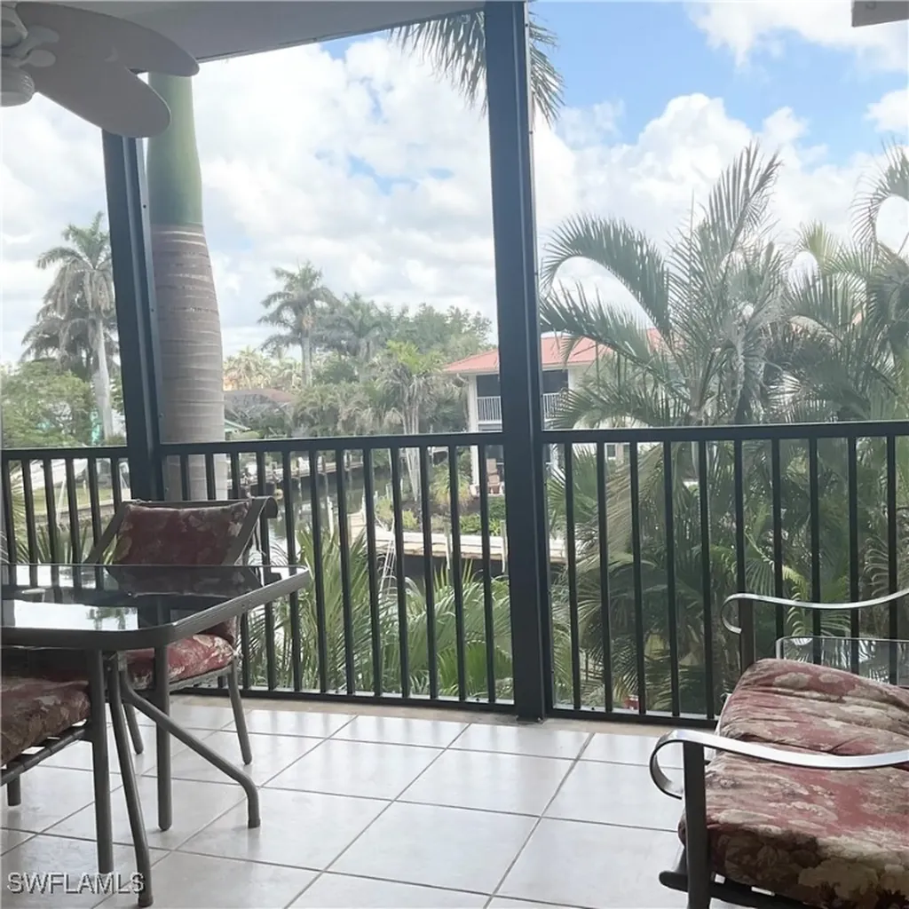 1165 Clam Court Naples FL 34102