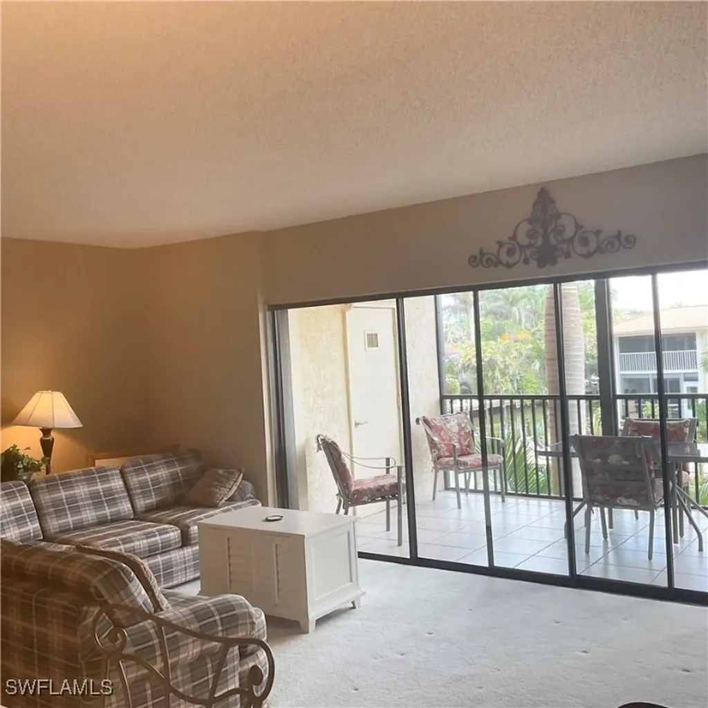 1165 Clam Court Naples FL 34102