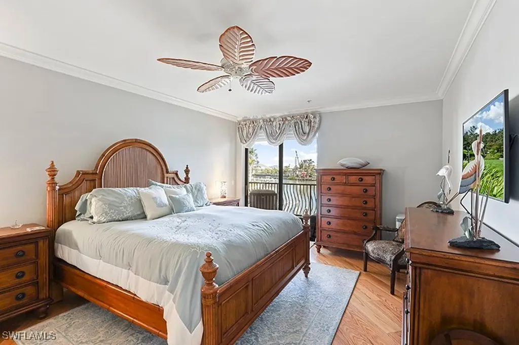 10620 Gulf Shore Drive Naples FL 34108