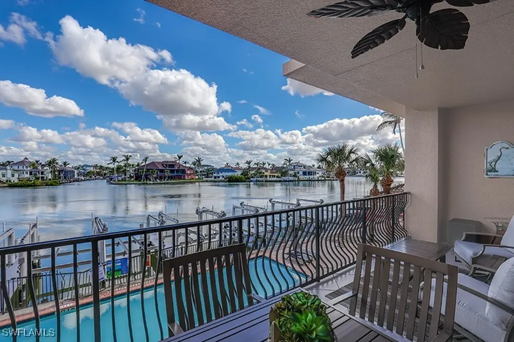 10620 Gulf Shore Drive Naples FL 34108