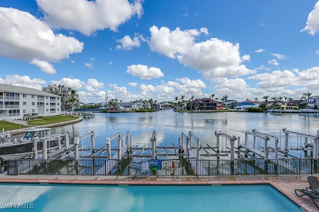10620 Gulf Shore Drive Naples FL 34108