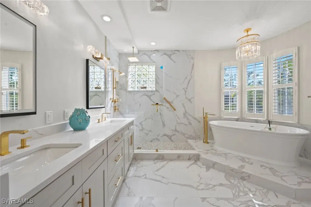 2886 Castillo Court Naples FL 34109