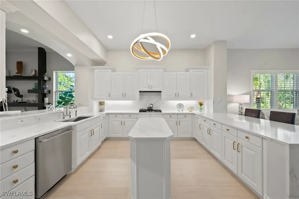 2886 Castillo Court Naples FL 34109