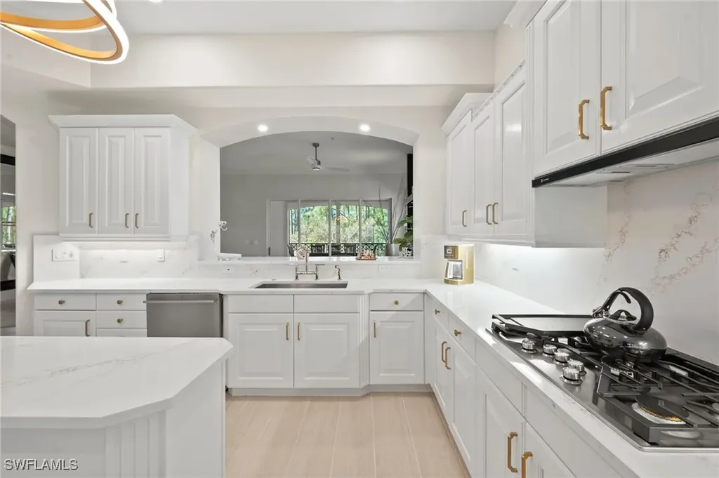 2886 Castillo Court Naples FL 34109
