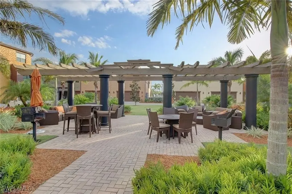 8949 Malibu Street Naples FL 34113