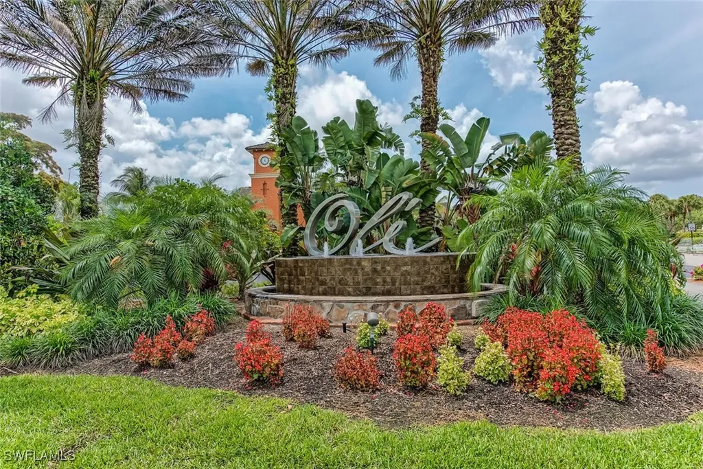 8949 Malibu Street Naples FL 34113