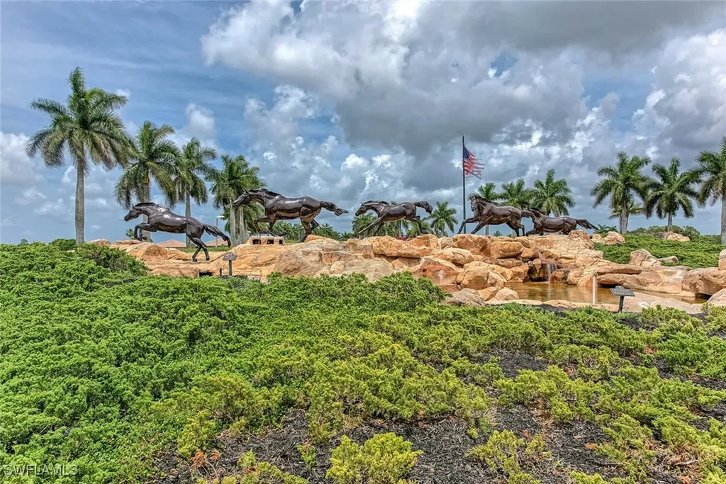 8949 Malibu Street Naples FL 34113