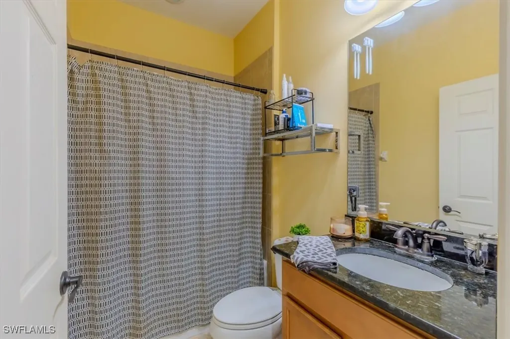 1674 Serrano Circle Naples FL 34105