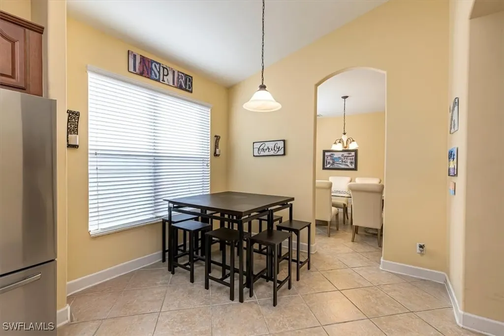 1674 Serrano Circle Naples FL 34105