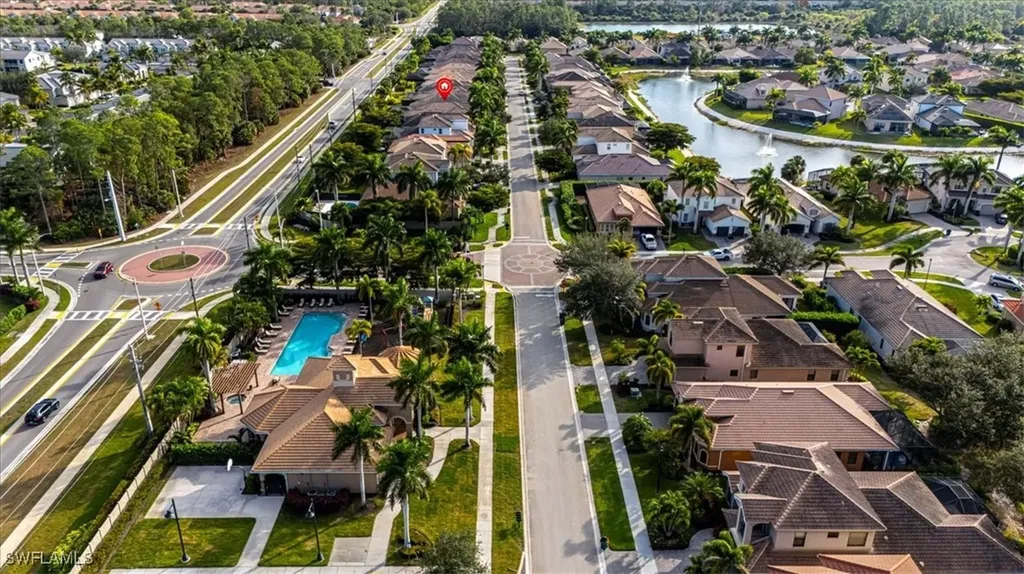 1674 Serrano Circle Naples FL 34105