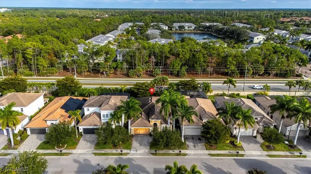 1674 Serrano Circle Naples FL 34105